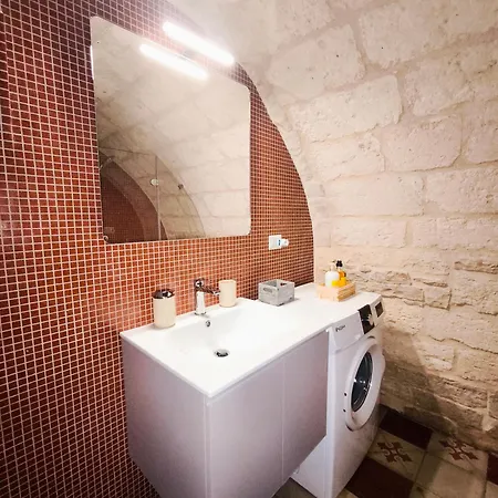 Maison Stelas * بيشيلي